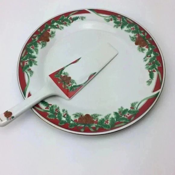 Tienshan traditions 2 piece Cake Christmas - Picture 1 of 9